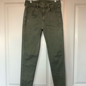 American Eagle Size 8 Green High Rise Jegging NWOT